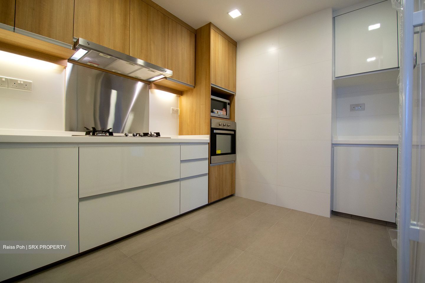 Emerald Park (D3), Condominium #579467151